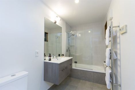 Photo of property in 31c Patanga Crescent, Thorndon, Wellington, 6011