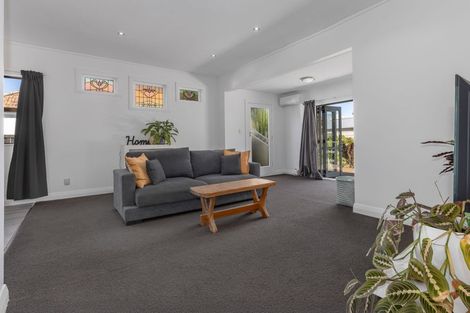 Photo of property in 85 Ruahine Street, Paraparaumu, 5032