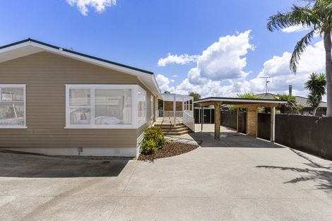 Photo of property in 7b Anne Road, Hillcrest, Auckland, 0627