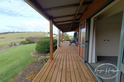 Photo of property in 7 Te Opi Road East, Whakapirau, Maungaturoto, 0583
