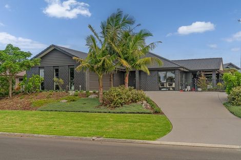 Photo of property in 32 Leeward Drive, Whitianga, 3510