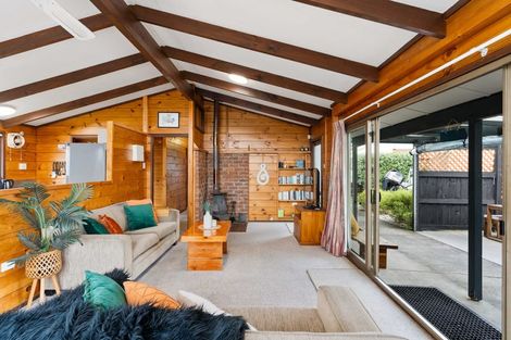 Photo of property in 15 Pitkethley Circle, Pauanui, Hikuai, 3579