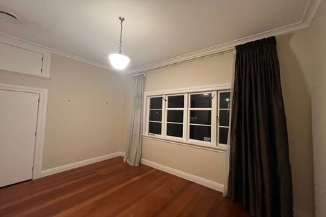 Photo of property in 7 Otahuri Crescent, Greenlane, Auckland, 1051