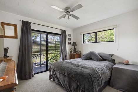 Photo of property in 7 Eagleson Street, Northcross, Auckland, 0632