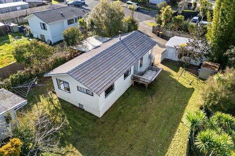 Photo of property in 19 Benita Place, Sunnyvale, Auckland, 0612