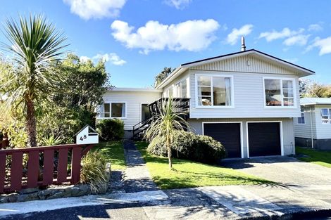 Photo of property in 48 Thurleigh Grove, Karori, Wellington, 6012