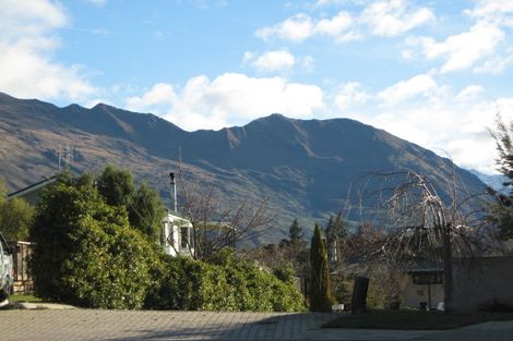 Photo of property in 19 Scaife Place, Wanaka, 9305