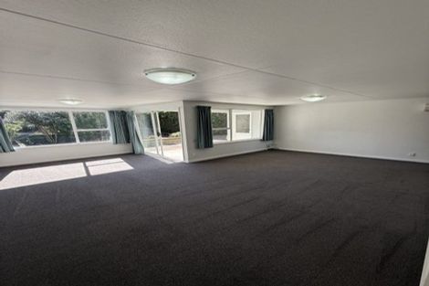 Photo of property in 3 Tiraumea Street, Palmerston North, 4410