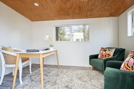 Photo of property in 27 Hebron Road, Waiake, Auckland, 0630