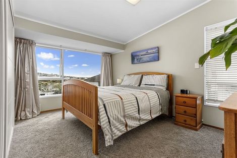 Photo of property in 1/51 East Coast Road, Milford, Auckland, 0620