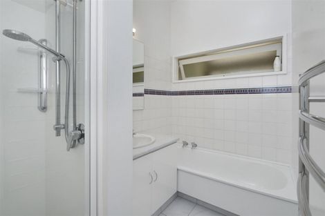 Photo of property in 19 Rhodes Street, Merivale, Christchurch, 8014