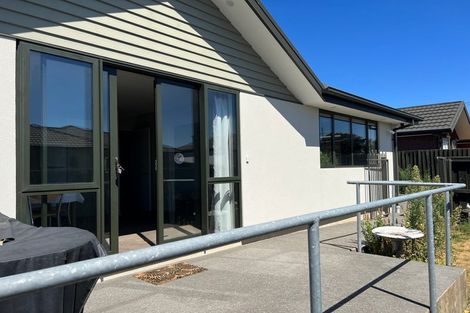 Photo of property in 2/126 Halswell Junction Road, Halswell, Christchurch, 8025