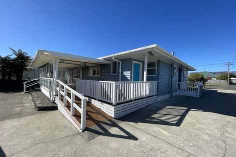 Photo of property in 13 Bowen Street, Levin, 5510
