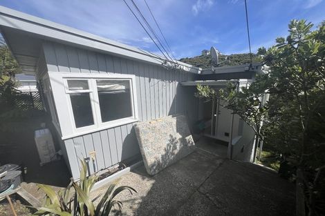 Photo of property in 94 Karepa Street, Brooklyn, Wellington, 6021