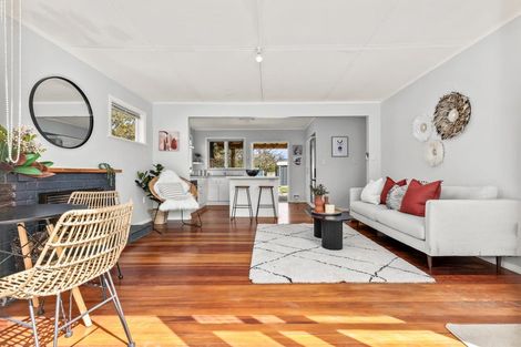 Photo of property in 2 Coleman Street, Paraparaumu, 5032