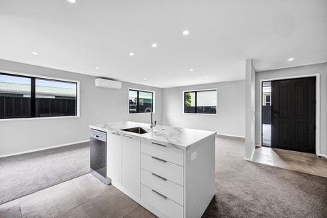 Photo of property in 63b Collins Street, Hawera, 4610