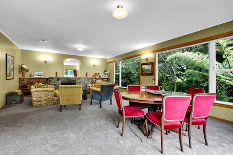 Photo of property in 1 High Road, Hawera, 4610