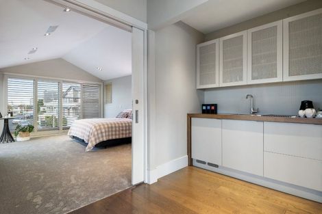 Photo of property in 62 St Marys Road, Saint Marys Bay, Auckland, 1011