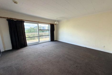 Photo of property in 57 Maupuia Road, Maupuia, Wellington, 6022