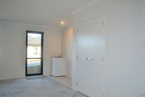 Photo of property in 48 Schooner Drive, Whitby, Porirua, 5024