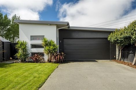 Photo of property in 18 Millesimes Way, Yaldhurst, Christchurch, 8042