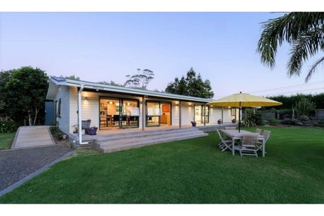 Photo of property in 2 Cochrane Drive, Kerikeri, 0230