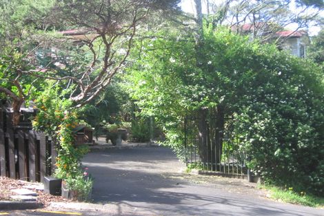 Photo of property in 21 Kororo Street, Northcote, Auckland, 0627