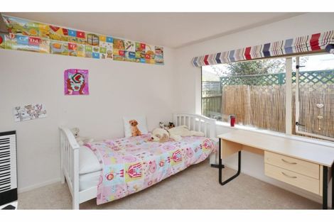 Photo of property in 97a Winters Road, Redwood, Christchurch, 8051