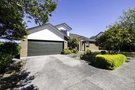 Photo of property in 34 Samwell Drive, Whitby, Porirua, 5024