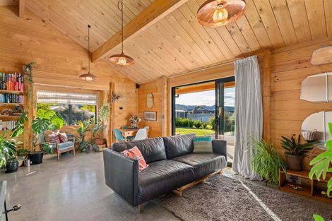 Photo of property in Luggate Park, 22 Cooper Crescent, Luggate, Wanaka, 9383