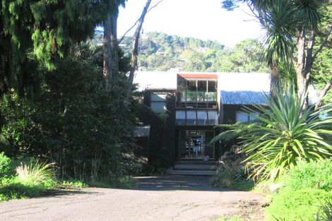 Photo of property in 104 Laingholm Drive, Laingholm, Auckland, 0604