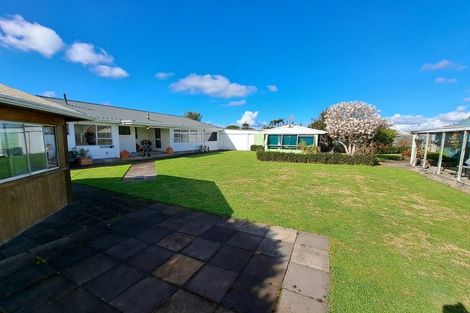 Photo of property in 97 Broadway, Waitara, 4320