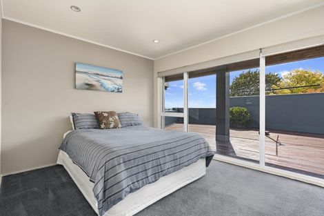 Photo of property in 7 Elizabeth Place, Mairangi Bay, Auckland, 0630