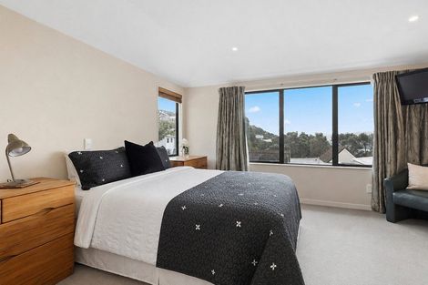 Photo of property in 164 Kahu Road, Paremata, Porirua, 5024