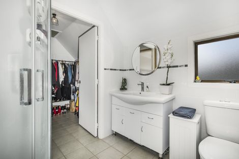 Photo of property in 15 Green Lane, Pukekohe, 2120