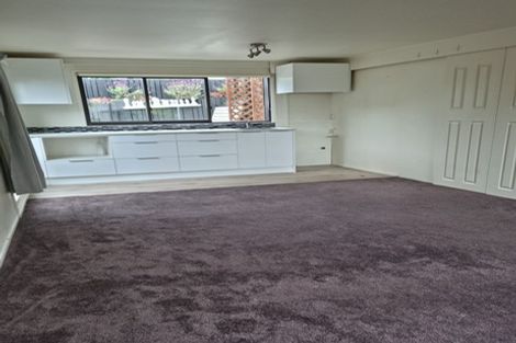 Photo of property in 1/36 Seaview Road, Castor Bay, Auckland, 0620