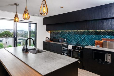 Photo of property in 31 Omahina Street, Raglan, 3225