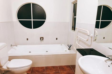 Photo of property in 17 Killybegs Drive, Pinehill, Auckland, 0632