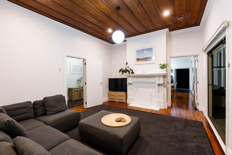 Photo of property in 3 Strathmore Crescent, Roslyn, Dunedin, 9010