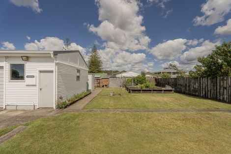 Photo of property in 98 Catherine Crescent, Whitianga, 3510