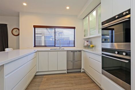 Photo of property in 20 Aspiring Drive, Poraiti, Napier, 4112