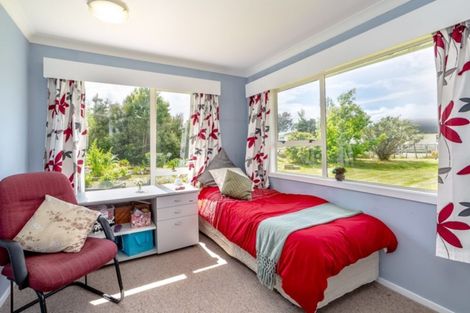 Photo of property in 109 Brandon Street, Featherston, 5710