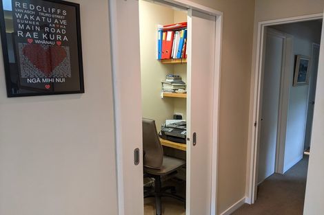 Photo of property in 24 Augusta Street, Redcliffs, Christchurch, 8081