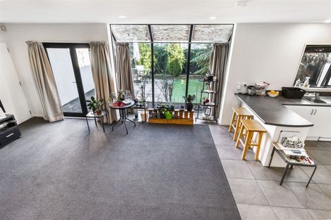 Photo of property in 2/44 London Street, Richmond, Christchurch, 8013