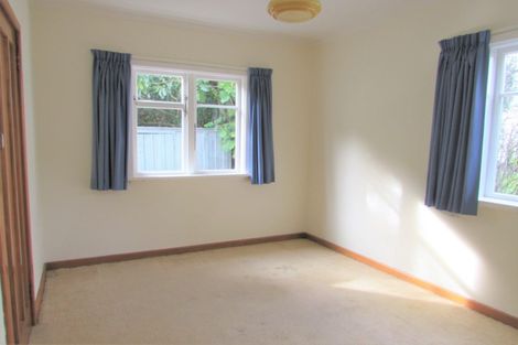 Photo of property in 4 Vennell Street, Brooklyn, Wellington, 6021