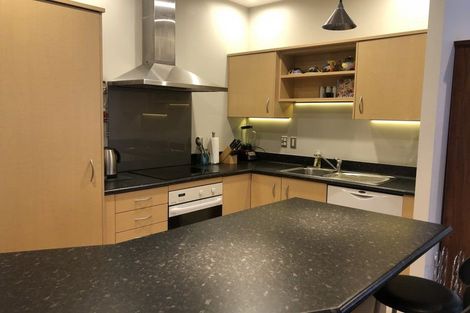 Photo of property in Stadium Garden Flats, 401/107 Thorndon Quay, Pipitea, Wellington, 6011