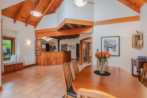 Photo of property in 18 Durham Crescent, Palmerston North, 4414