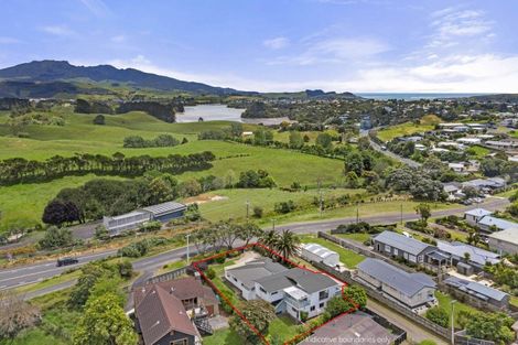 Photo of property in 3 Lorenzen Bay Road, Raglan, 3225