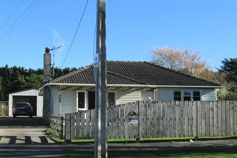 Photo of property in 1 Totara Street, Otaki, 5512