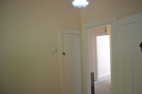 Photo of property in 32 Reuben Avenue, Brooklyn, Wellington, 6021